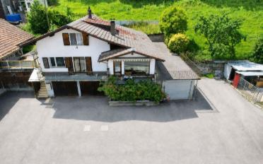 Einfamilienhaus 5.5 Zimmer - image - 1
