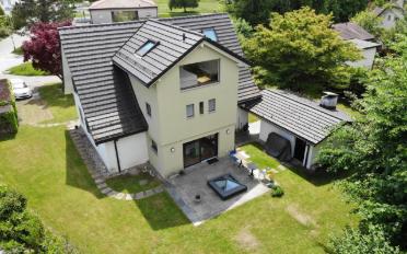 Einfamilienhaus 7.5 Zimmer - image - 1