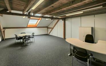 Office - image - 6