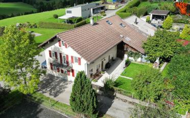 Einfamilienhaus 7.5 Zimmer - image - 1