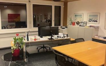 Office - image - 8
