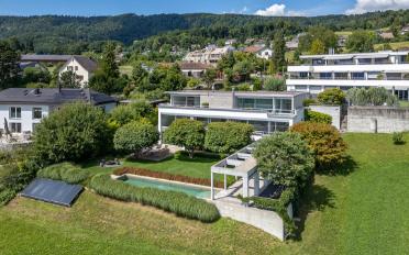 Einfamilienhaus 8.5 Zimmer - image - 1