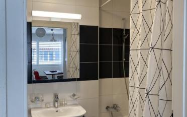 Apartment 2.5 rooms - image - 6