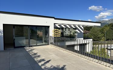 Villa 4.5 Zimmer - image - 1