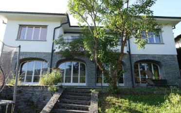 Villa 7.5 Zimmer - image - 1