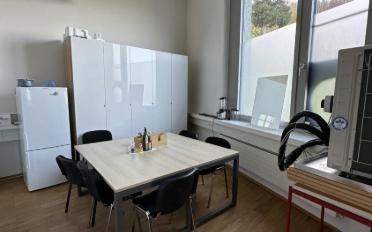 Bureau - image - 13