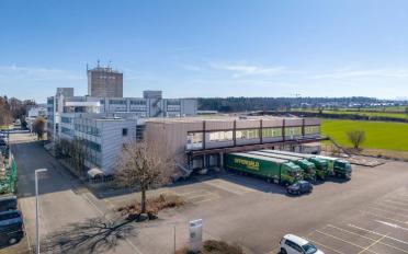 Commercial - image - 3