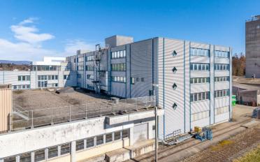 Commercial - image - 5