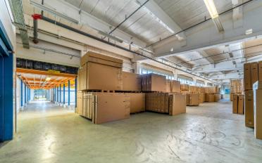 Commercial - image - 12
