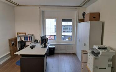 Bureau - image - 9