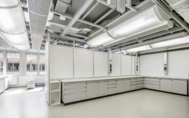 Laboratory - image - 11