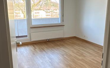 Furnished flat 3 rooms - image - 4