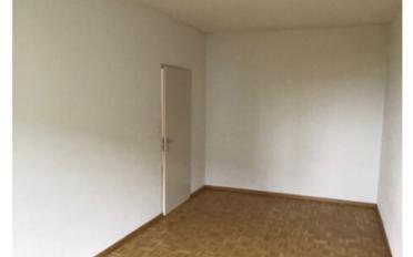 Apartment 4 rooms - image - 2