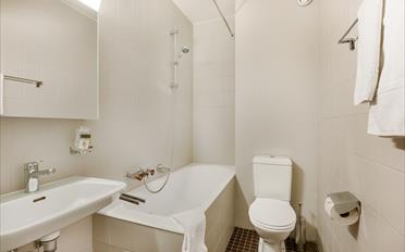 Furnished flat - image - 7