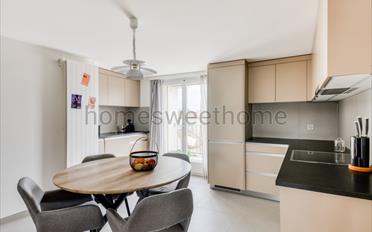 Furnished flat 4 rooms - image - 7