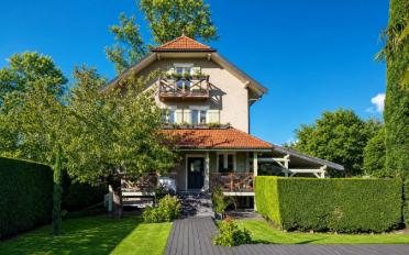Villa 7.5 pièces - image - 1