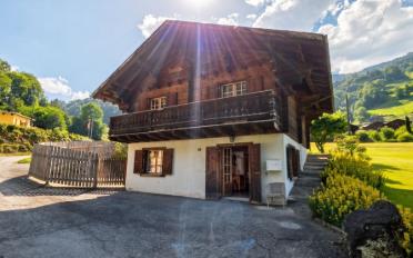 Chalet 4.5 rooms - image - 1