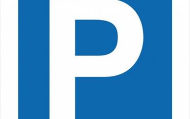 offener Parkplatz - image - 1