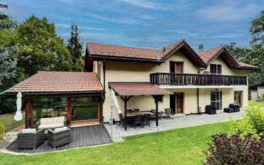 Mixed use property - image - 3