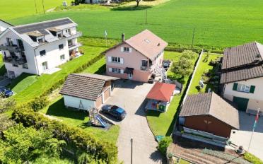Wohngebäude 10 Zimmer - image - 1