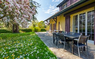 Maison 11.5 pièces - image - 1