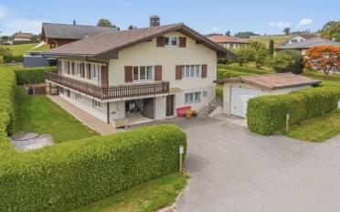 Einfamilienhaus 4.5 Zimmer - image - 1