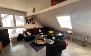 Attic flat 4.5 rooms - image - 3