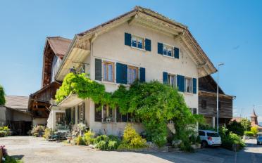 Einfamilienhaus 10 Zimmer - image - 1