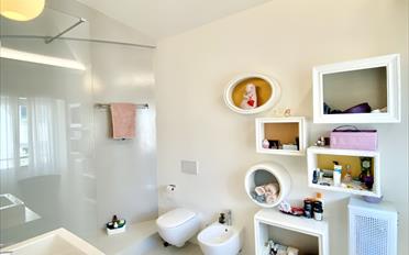 Attic flat 6.5 rooms - image - 13