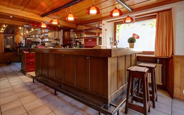 Mixed use property - image - 9