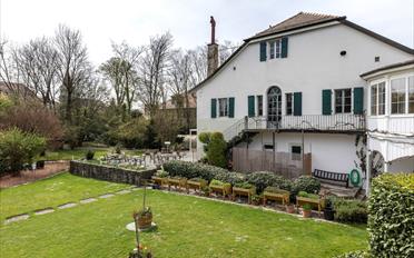 Maison 12 pièces - image - 2