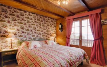 Chalet 8.5 pièces - image - 11
