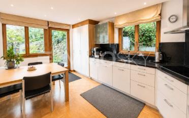Maison 8 pièces - image - 2