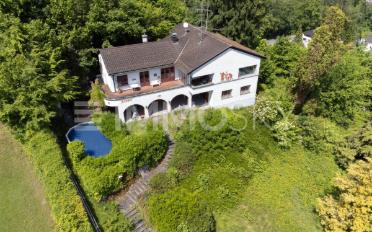 Einfamilienhaus 6.5 Zimmer - image - 2