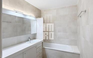Apartment 5 rooms - image - 7