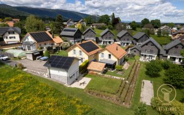Doppeleinfamilienhaus 5.5 Zimmer - image - 1