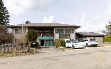Maison 7.5 pièces - image - 7