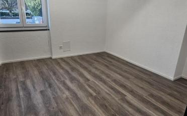 Commercial - image - 4