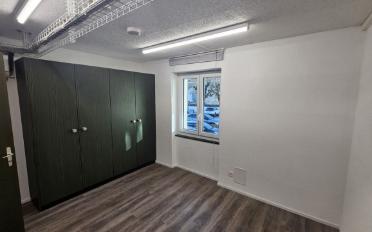 Commercial - image - 5