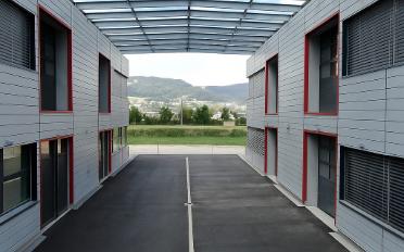 Commercial - image - 3