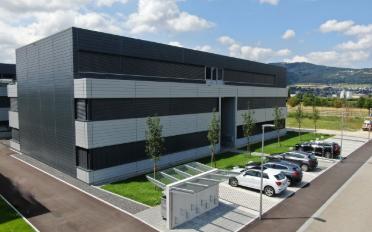 Commercial - image - 5