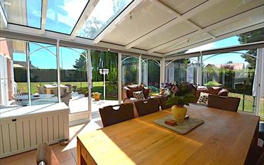 Doppeleinfamilienhaus 7.5 Zimmer - image - 1