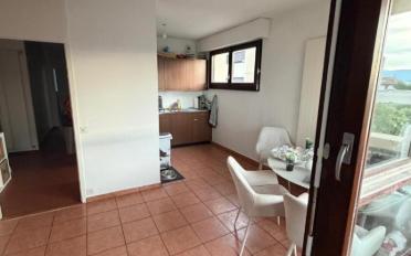Apartment 4 rooms - image - 2