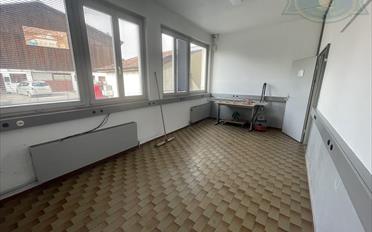 Immeuble mixte - image - 11