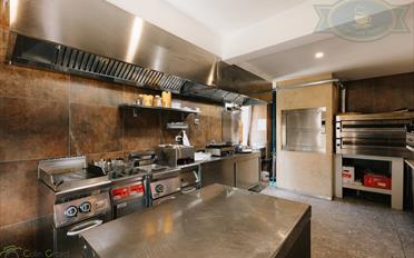 Immeuble mixte - image - 12