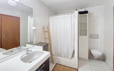 Apartment 5 rooms - image - 9