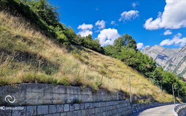 Building land - image - 2