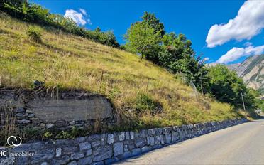 Building land - image - 3