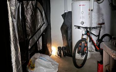 Apartment 4 rooms - image - 17