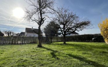 Wohngebäude 7.5 Zimmer - image - 1